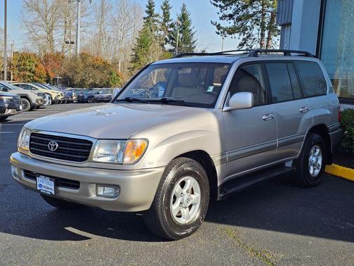 Champagnd Pearl 1999 Toyota Land Cruiser Base