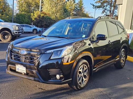 2023 Subaru Forester Premium