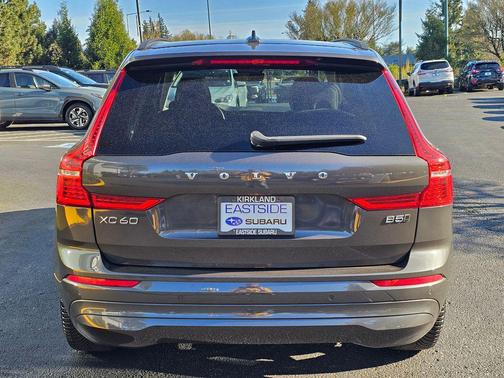 Gray 2022 Volvo XC60 B5 Momentum