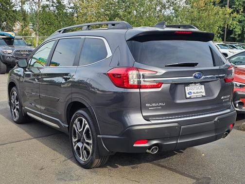 2025 Subaru Ascent Limited 8-Passenger