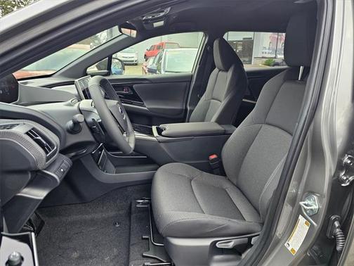 2025 Subaru Solterra Premium