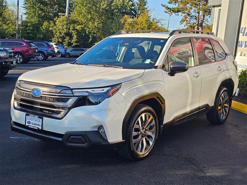 2025 Subaru Forester Premium