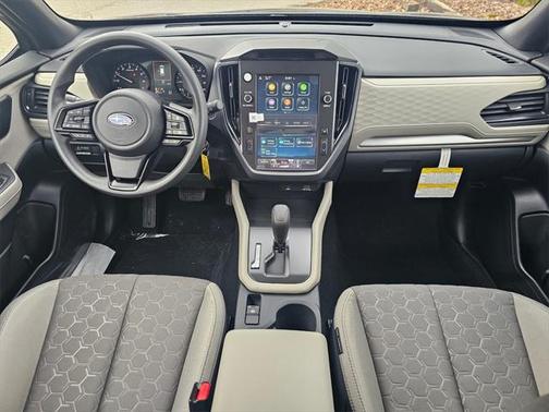 2025 Subaru Forester Base