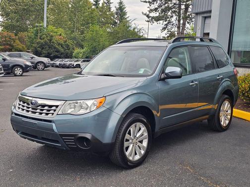 Sage Green Metallic 2011 Subaru Forester 2.5 X Premium