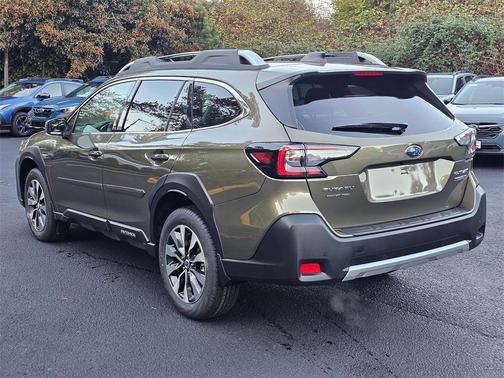 2025 Subaru Outback Touring XT