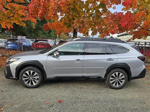 2025 Subaru Outback Touring XT