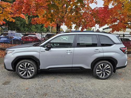 2025 Subaru Forester Hybrid Touring