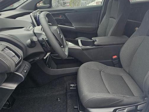 2025 Subaru Solterra Premium