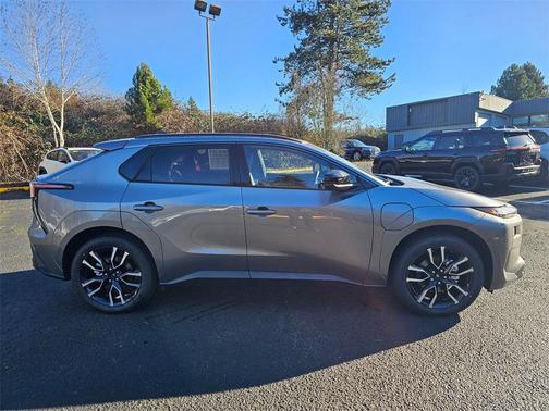 2026 Subaru Solterra Limited