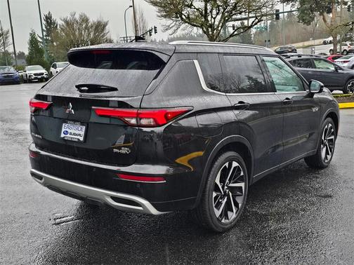 2024 Mitsubishi Outlander PHEV SEL