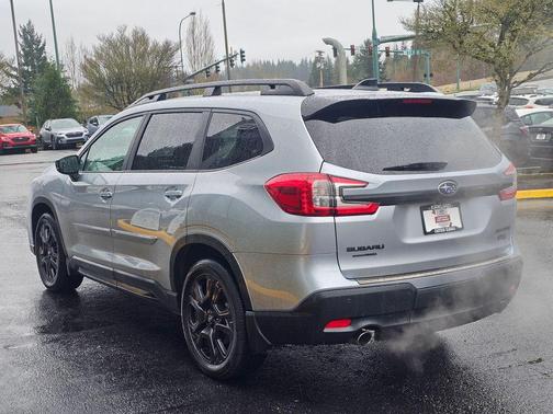 Ice Silver Metallic 2025 Subaru Ascent Onyx Edition Touring 7-Passenger