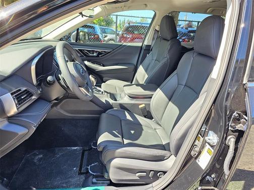 2025 Subaru Outback Touring XT