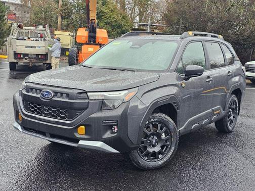 Magnetite Gray Metallic 2026 Subaru Forester Wilderness