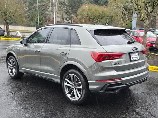 2023 Audi Q3 45 S line Premium Plus