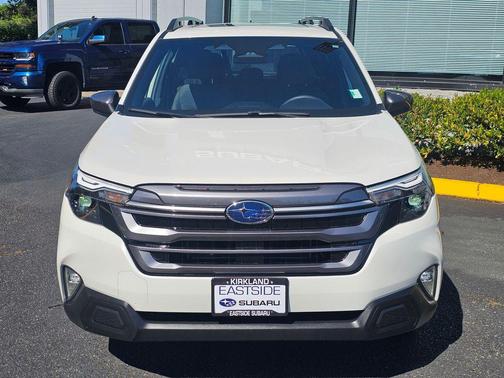 Crystal White Pearl 2025 Subaru Forester Hybrid Premium