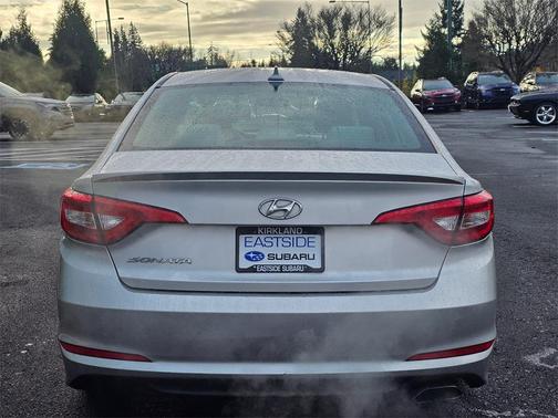 2017 Hyundai SONATA SE