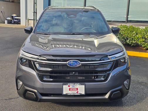 Magnetite Gray Metallic 2025 Subaru Forester Touring