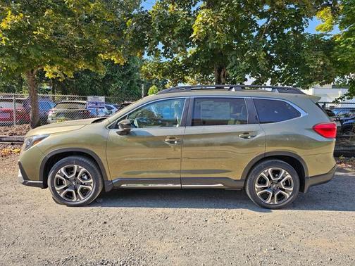 2025 Subaru Ascent Limited 8-Passenger
