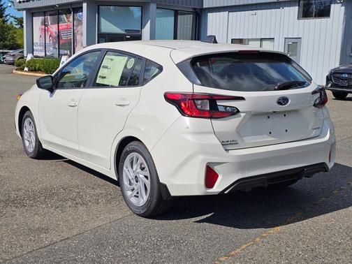 2025 Subaru Impreza Base