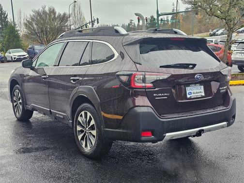2025 Subaru Outback Touring