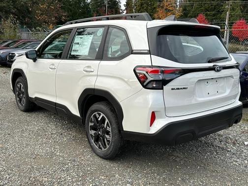 2025 Subaru Forester Base