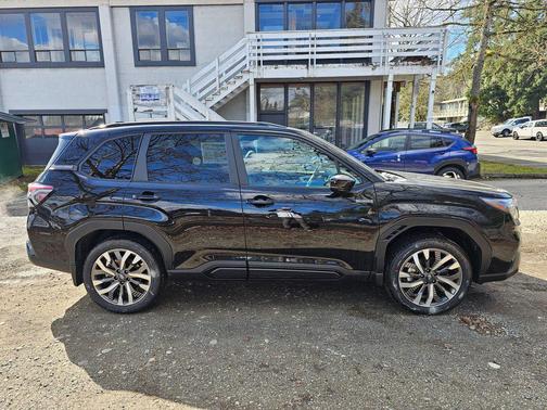 Crystal Black 2026 Subaru Forester Hybrid Touring