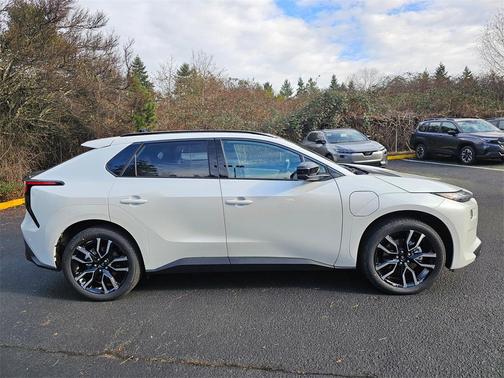 2026 Subaru Solterra Touring