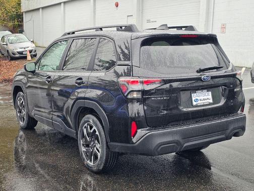 Crystal Black Silica 2026 Subaru Forester Hybrid Premium