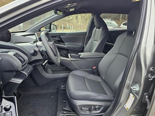 2025 Subaru Solterra Limited