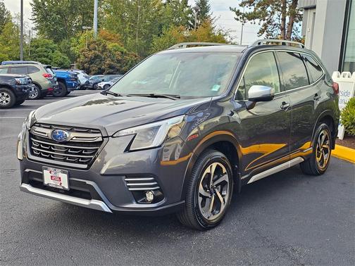 2023 Subaru Forester Touring