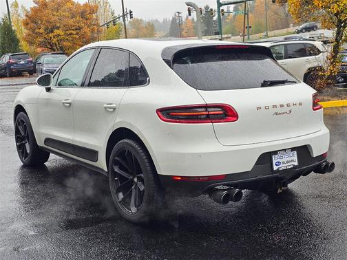2016 Porsche Macan S