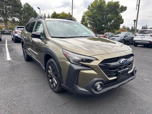 Autumn Green Metallic 2025 Subaru Outback Onyx Edition