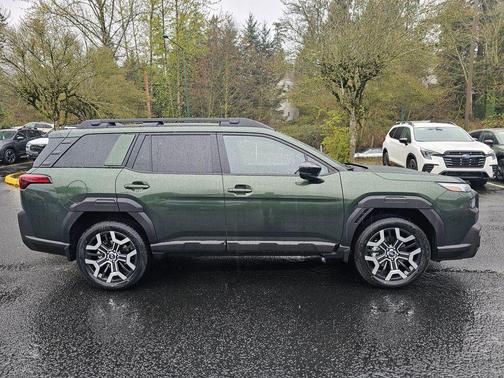 Deep Emerald Green Pearl 2026 Subaru Outback Touring XT