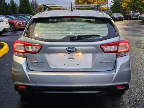 2019 Subaru Impreza 2.0i