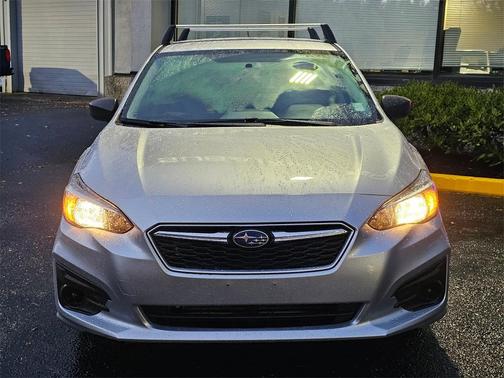 2019 Subaru Impreza 2.0i