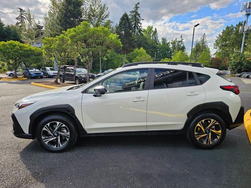 Crystal White Pearl 2025 Subaru Crosstrek Premium