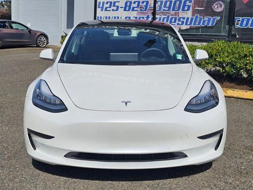 2020 Tesla Model 3 Standard Range
