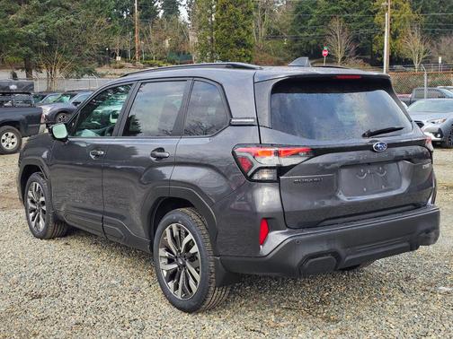 Magnetite Gray Metallic 2026 Subaru Forester Touring