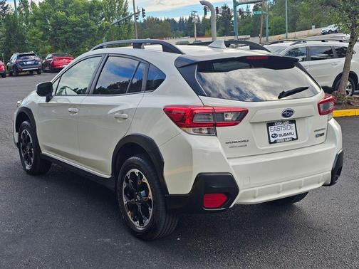 Crystal White Pearl 2021 Subaru Crosstrek Premium