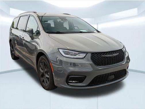 2021 Chrysler Pacifica Touring