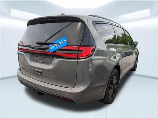 2021 Chrysler Pacifica Touring
