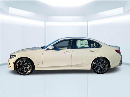 Alpine White 2026 BMW 330 330i