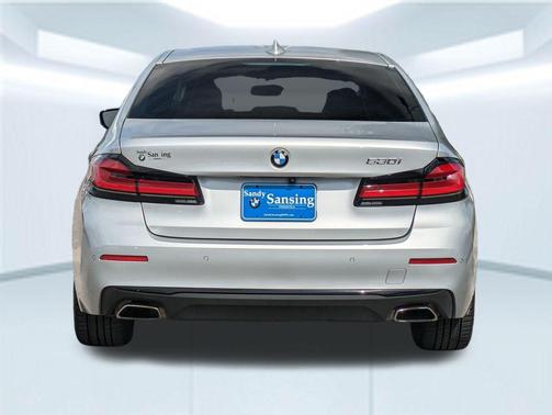 2021 BMW 530 530i