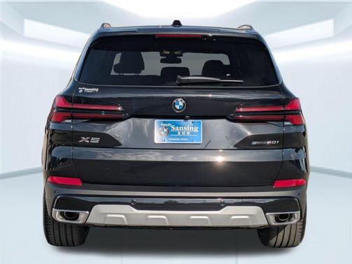 Black Sapphire Metallic 2026 BMW X5 sDrive40i