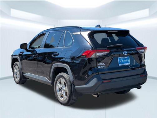 2020 Toyota RAV4 Hybrid SE