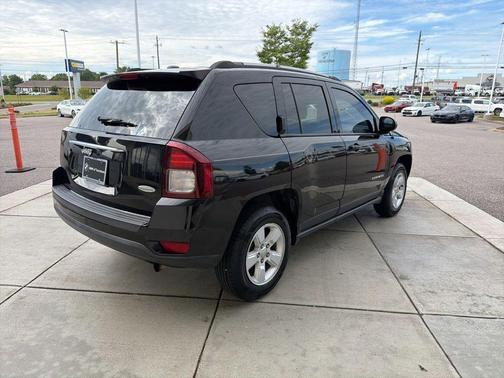 Black Clearcoat 2017 Jeep Compass Latitude