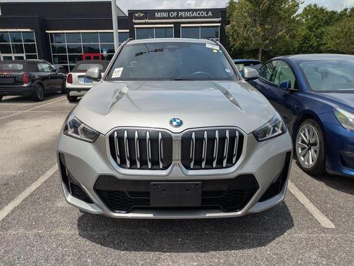 Space Silver Metallic 2025 BMW X1 xDrive28i
