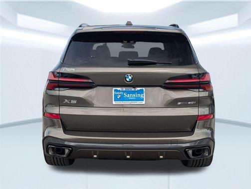 Manhattan Green Metallic 2026 BMW X5 sDrive40i