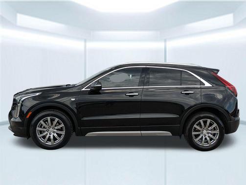 2021 Cadillac XT4 Premium Luxury