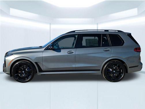 2026 BMW X7 M60i